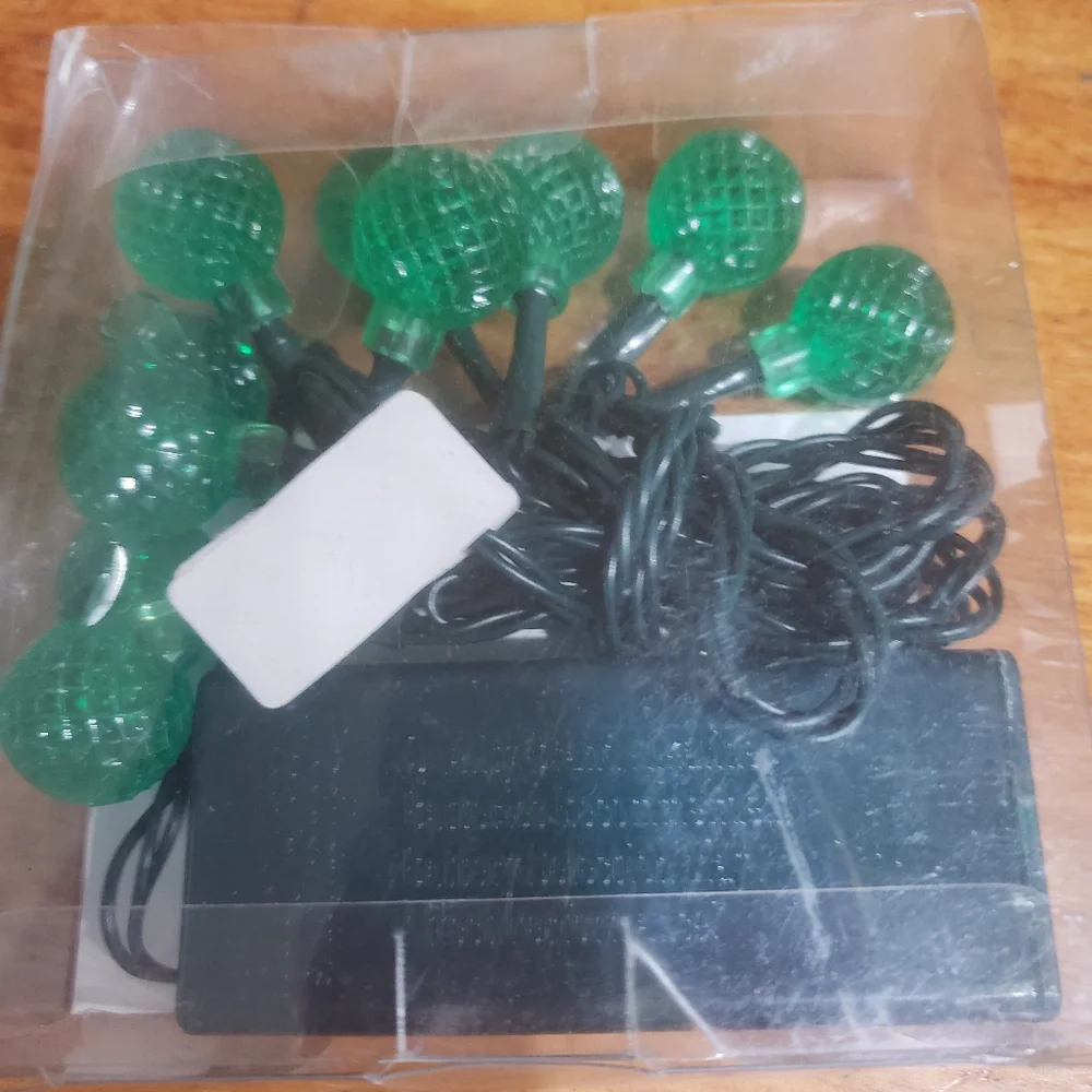10 Battery Operated Green Rasberry Twinkle Lights, 3.5-Feet